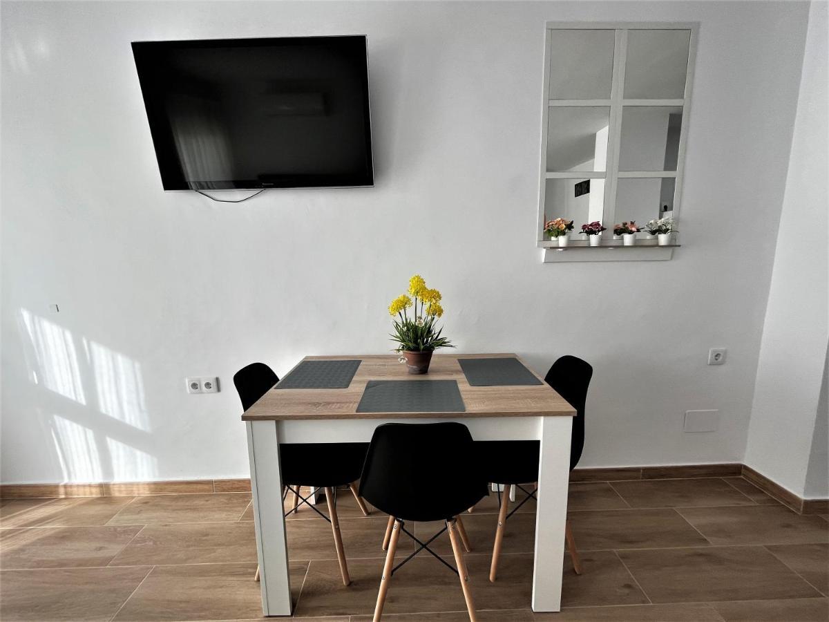 Ver7 - Estudio, Wifi, Fire Stick Amazon, Terraza, Vistas Al Mar, Piscina Torremolinos Kültér fotó
